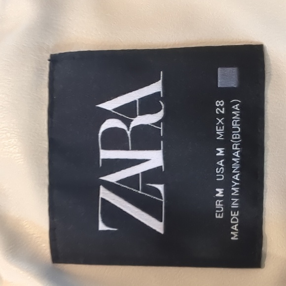 Size Medium Zara Faux Leather Puffer Jacket - Picture 4 of 5